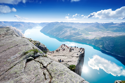 Vasco2-EL-Norwegen-Stavanger-Preikestolen-Fotolia-112789000-X.jpg
